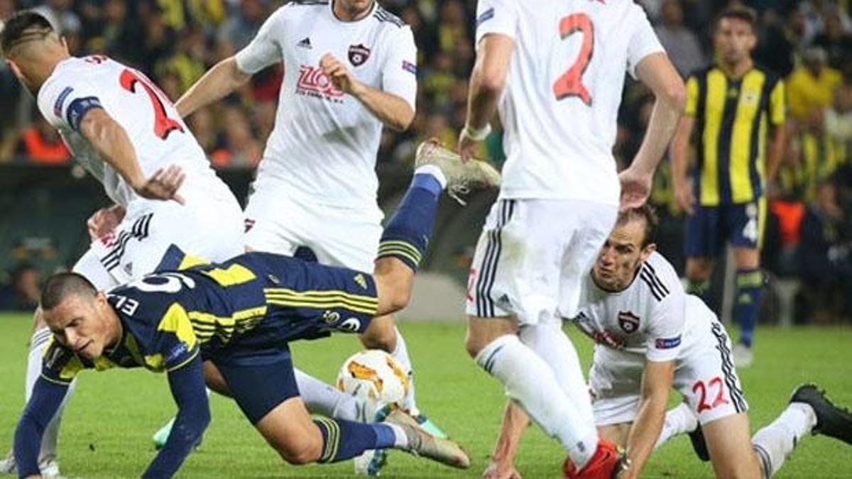 Spartak Trnava'ya saha kapama cezası!