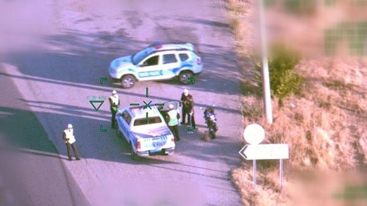Hız sınırını aşan sürücü helikopterden kaçamadı