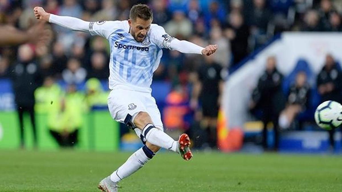 Everton, Sigurdsson'un golüyle kazandı