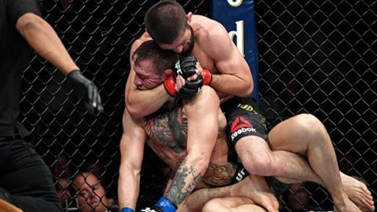 Nurmagomedov, McGregor'u dağıttı!
