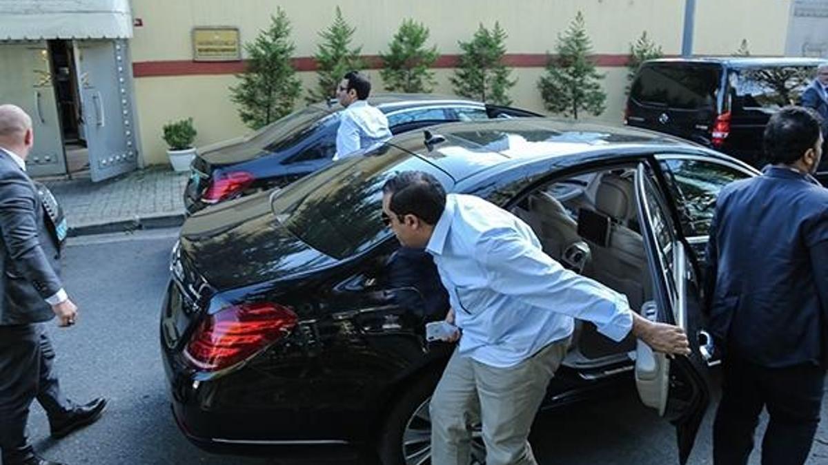Sır perdesini camı film kaplı siyah minibüs aralayacak!