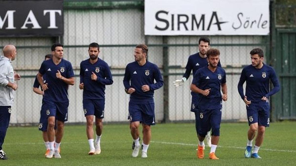 Fenerbahçe, 14 eksikle çalıştı...