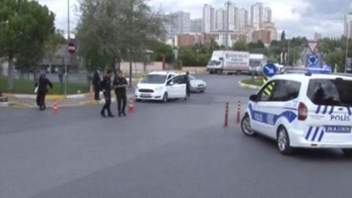 Çocuğunun gözü önünde vuruldu