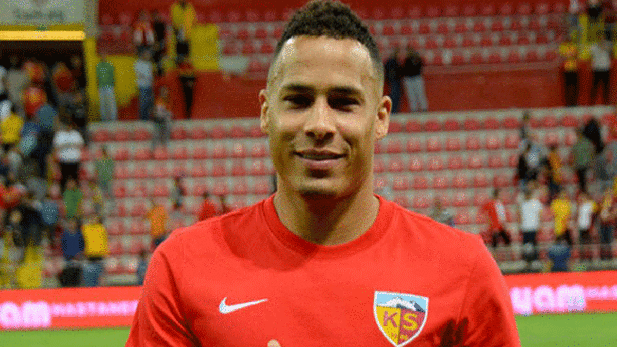 Tjaronn Chery: "Daha fazla gol atacağım"