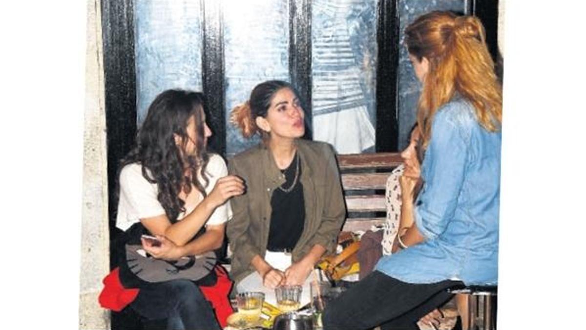 Utangaç Ceren