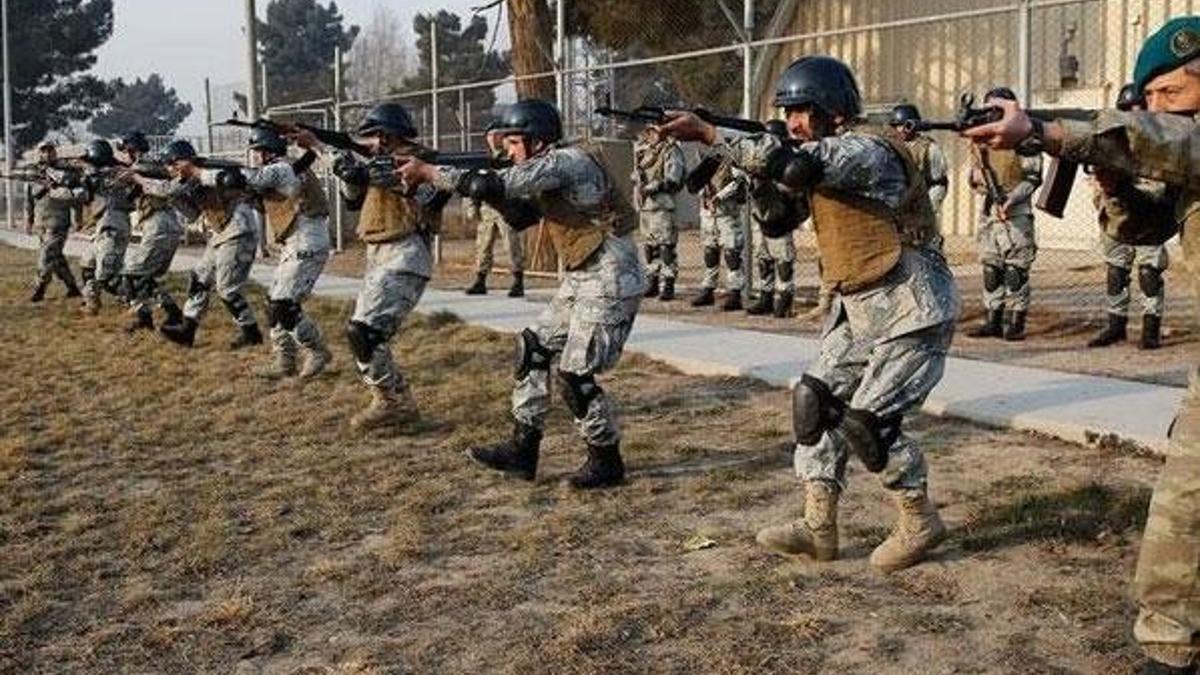 Afganistan seçimler için sandık başına gidecek