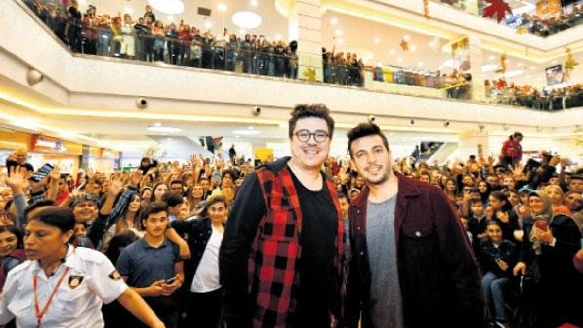İkimiz de ruh hastasıyız!