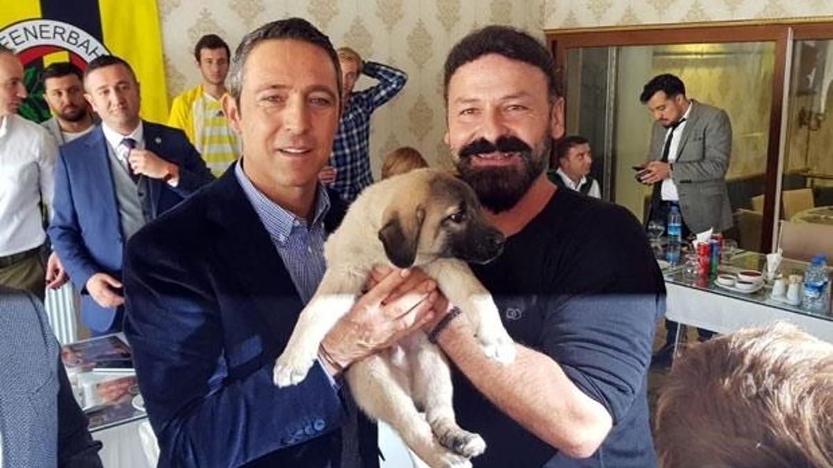 Ali Koç'a kangal yavrusu hediye edildi!