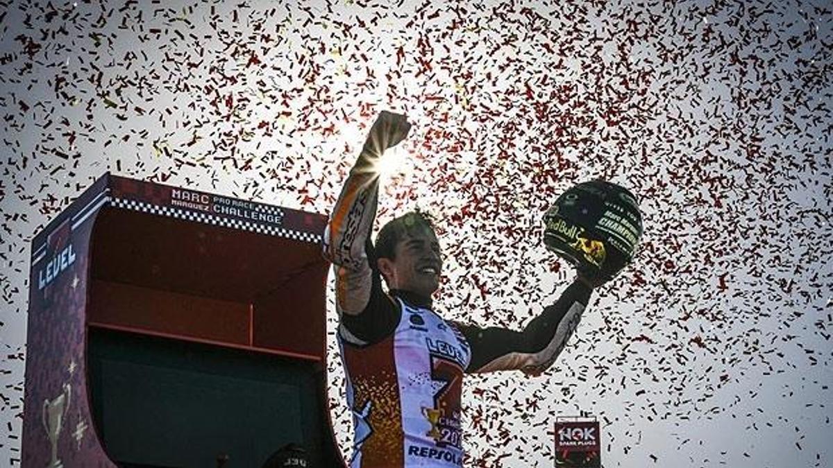Moto GP'de şampiyon Marc Marquez!