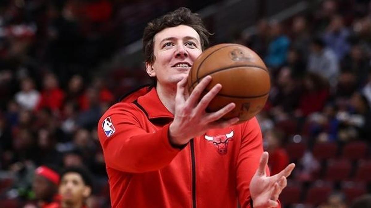Ömer Aşık, Chicago Bulls'tan ayrıldı