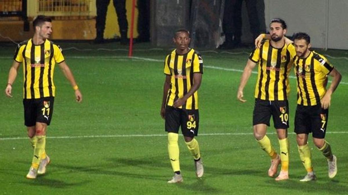 İstanbulspor evinde 3'ledi