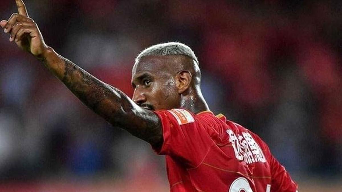 Anderson Talisca'ya 'Come to Beşiktaş' çılgınlığı!