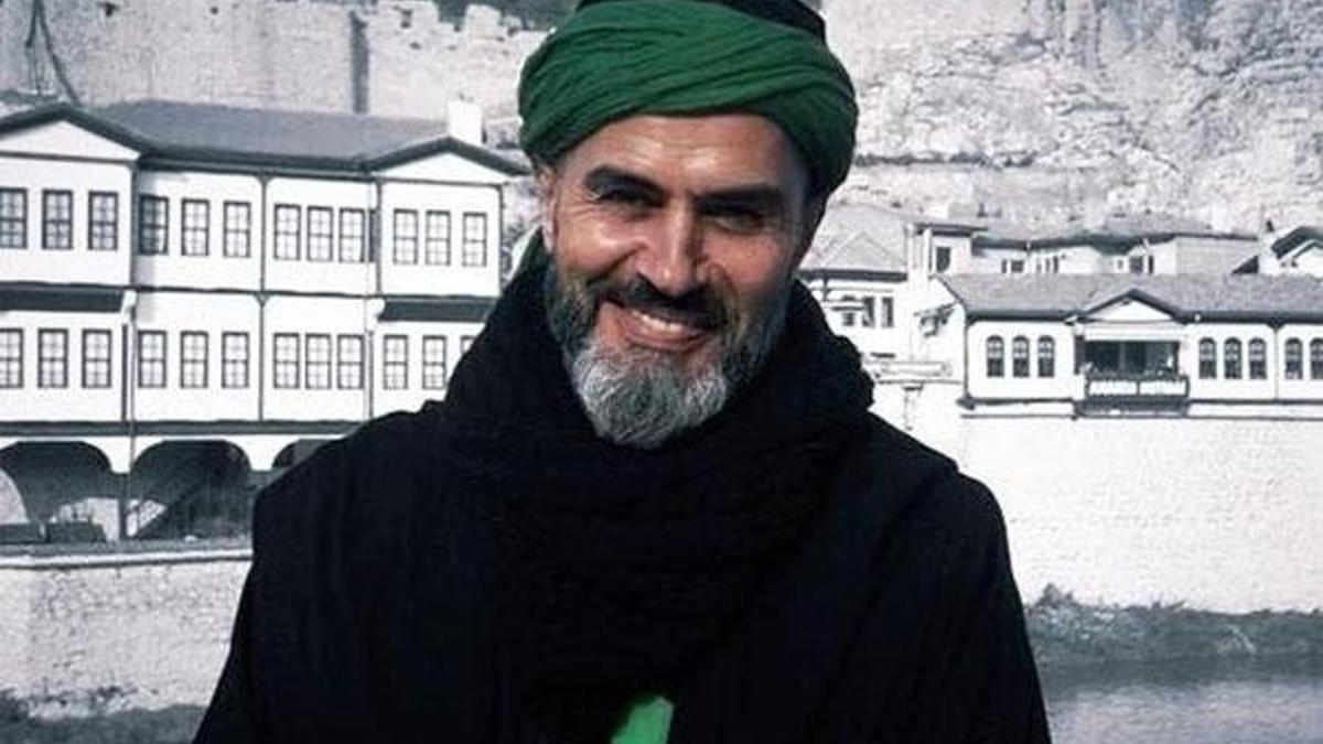 Yaşar Alptekin boşandığı eşi ile yeniden evleniyor