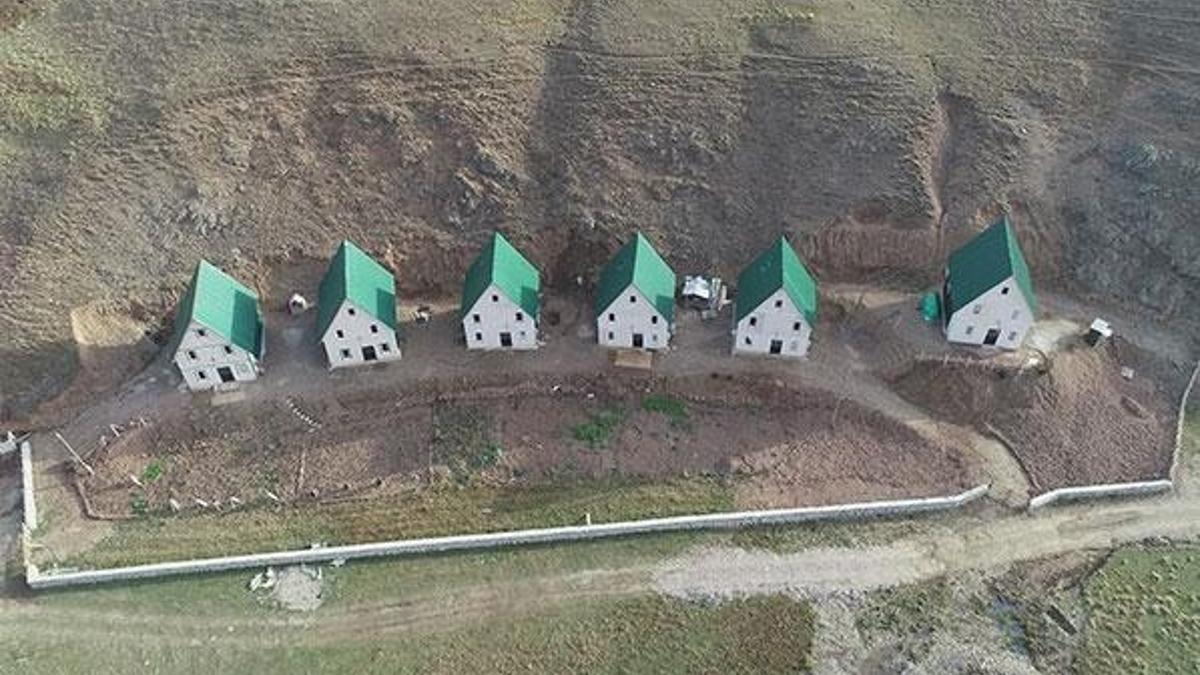 Bu evleri görenler şaşkınlıklarını gizleyemiyor