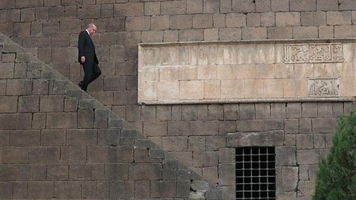 PKK'nın tahrip ettiği Sur'daki değişim göz kamaştırdı