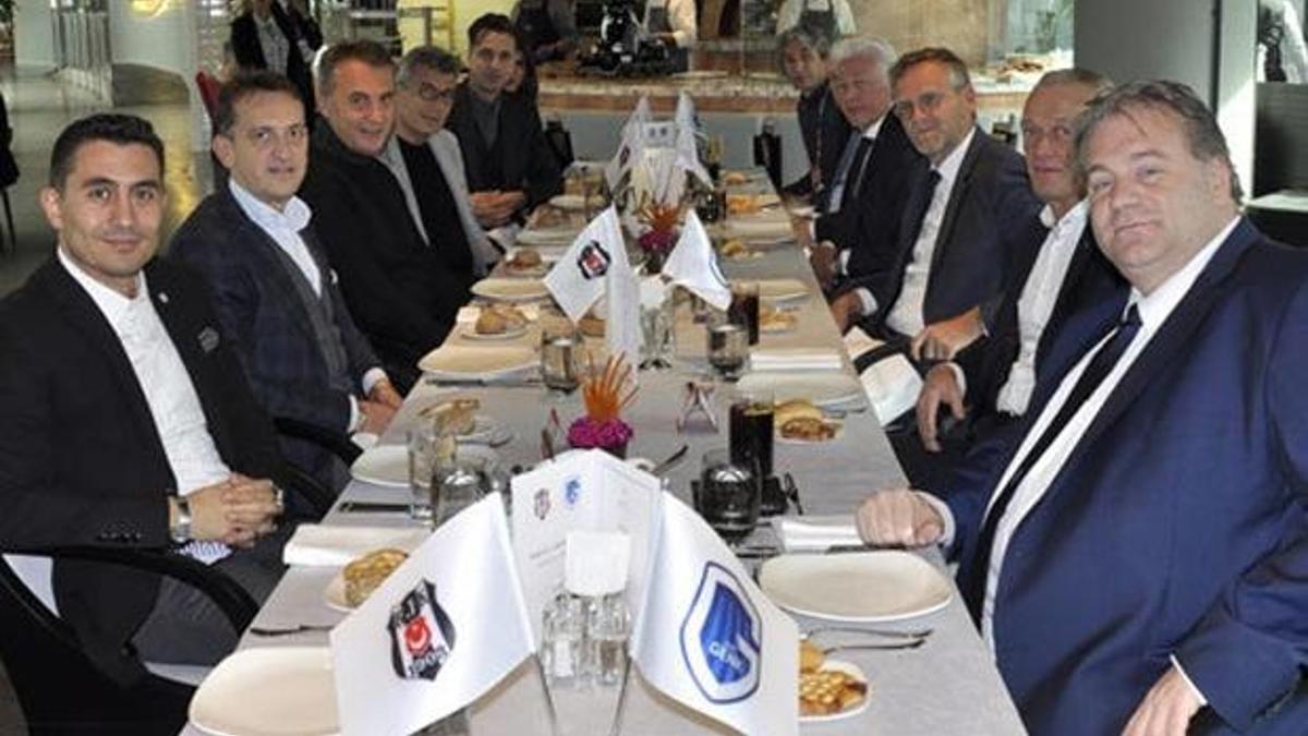 Beşiktaş'tan Genk yönetimine dostluk yemeği