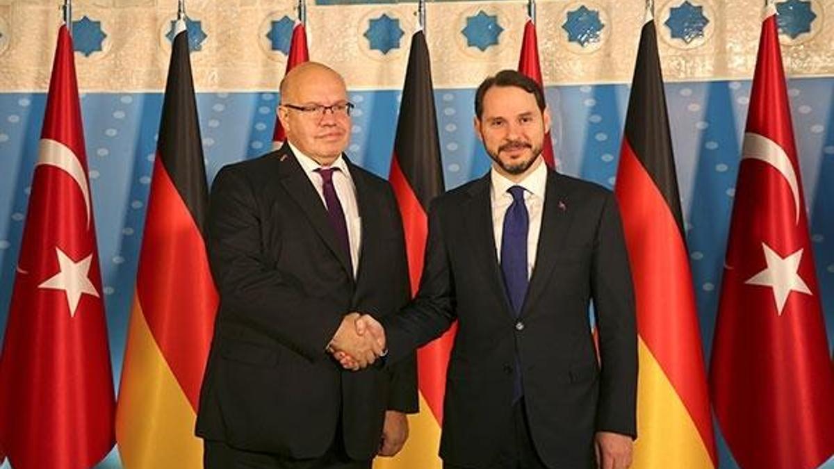 Bakan Berat Albayrak'tan önemli açıklamalar