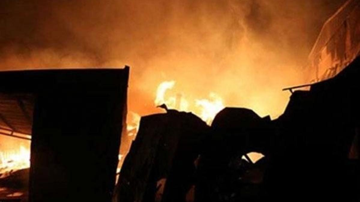 Hindistan'da maytap imalathanesinde patlama: 8 ölü