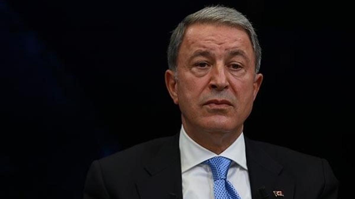 Bakan Akar: Şu ana kadar 150'si general ve amiral ihraç edildi