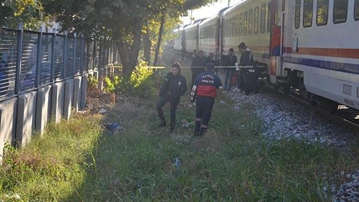 Tren çarpan liseli Sudenur öldü, annesi sinir krizi geçirdi