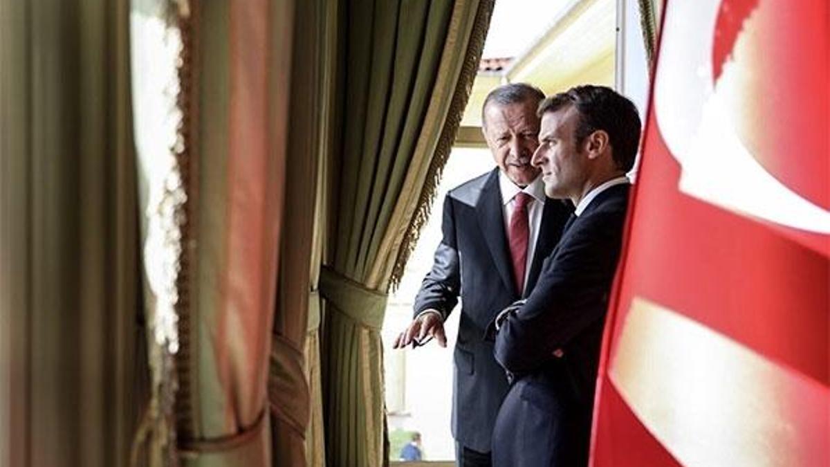 Tarihi zirvede Macron'dan Erdoğan'lı tweet