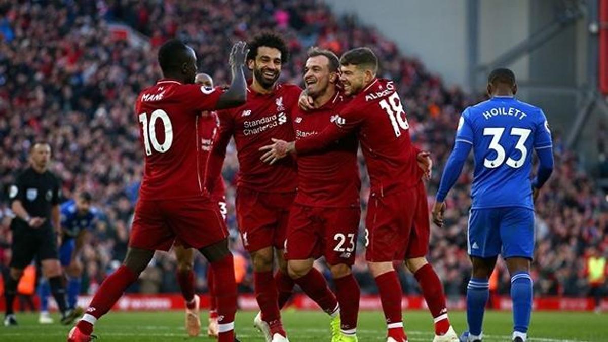 Liverpool dört köşe