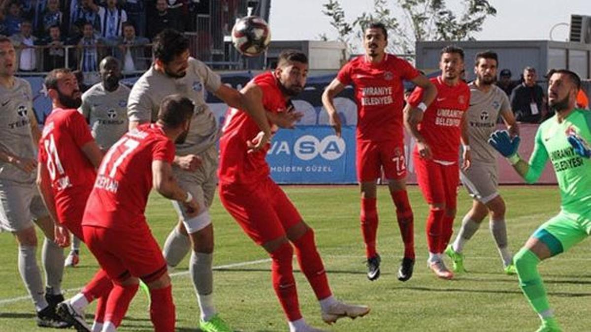 Ümraniye evinde Adana Demir'i devirdi