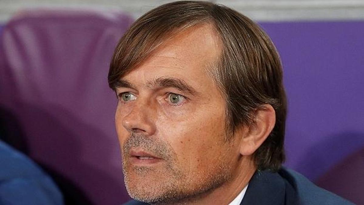 Cocu'yu Fenerbahçe'ye 'bilgisayar programı' getirmiş!