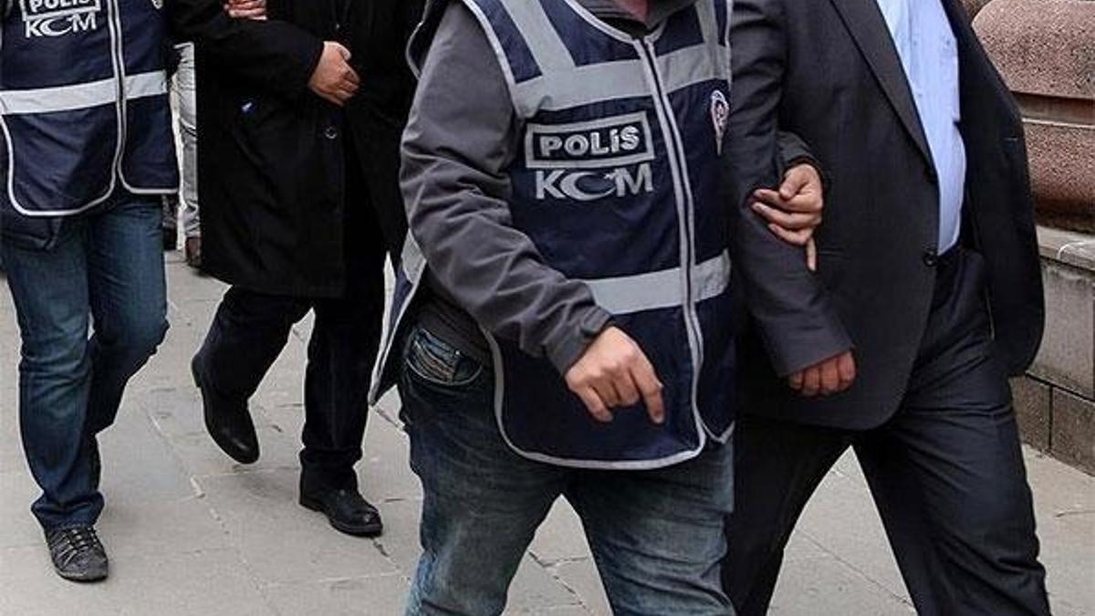 16 iş adamına FETÖ'den hapis cezası!