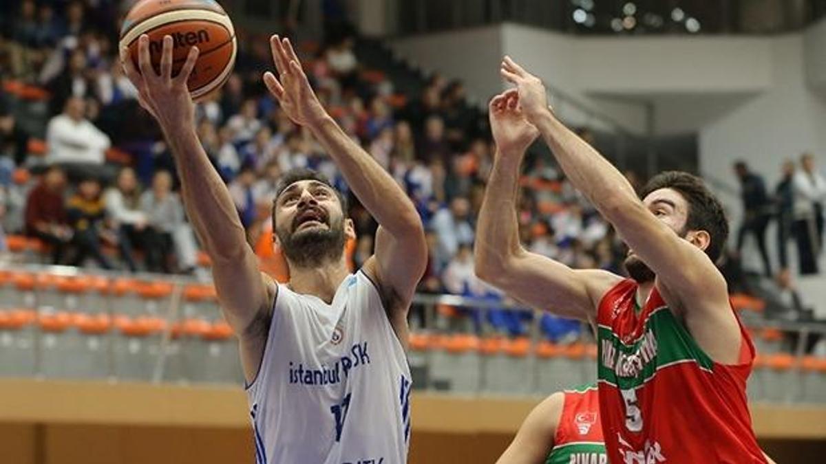 Pınar Karşıyaka rahat kazandı