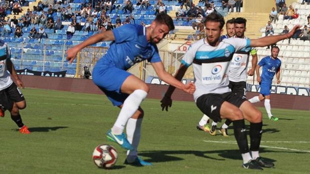 Adana Demirspor 3 golle turladı