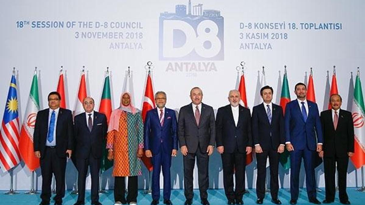 Çavuşoğlu: Döviz kuruna en güzel cevabı böyle verebiliriz