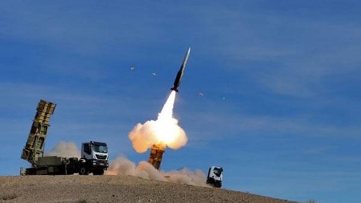 Son dakika... İran'dan ABD'ye jet yanıt! Füzeler fırlatıldı