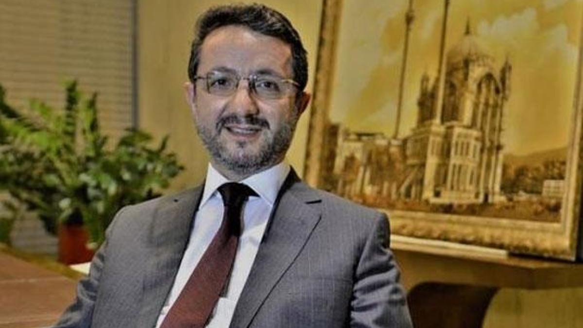 Ünlü iş adamı hayatını kaybetti!