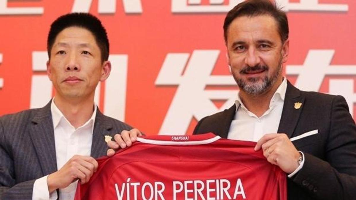 Vitor Pereira'nın takımı 8 puan farkla şampiyon