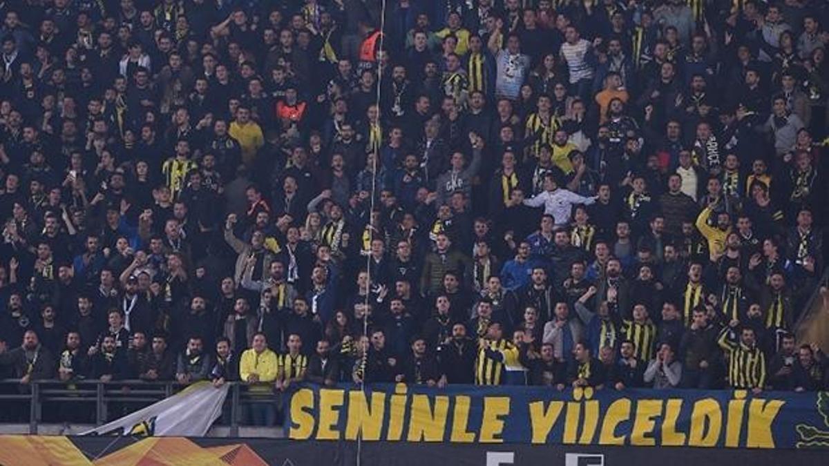 Kadıköy'de Fatih Terim'e küfür