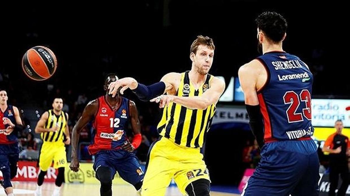 Fenerbahçe'den muhteşem geri dönüş