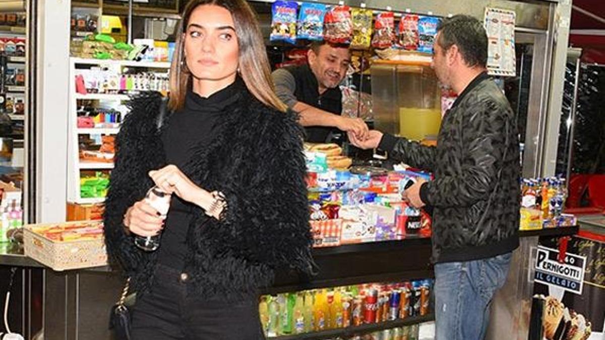 Eski eşine geri döndü