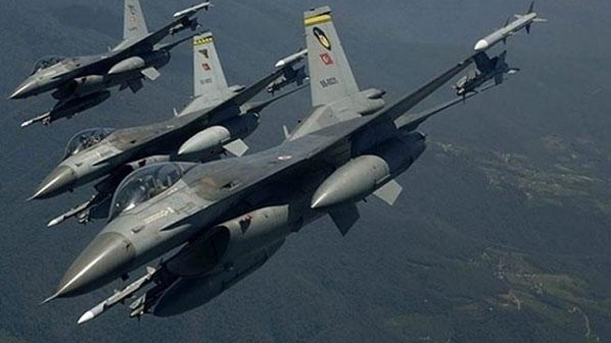 PKK'lı teröristlere ait 13 sığınak imha edildi