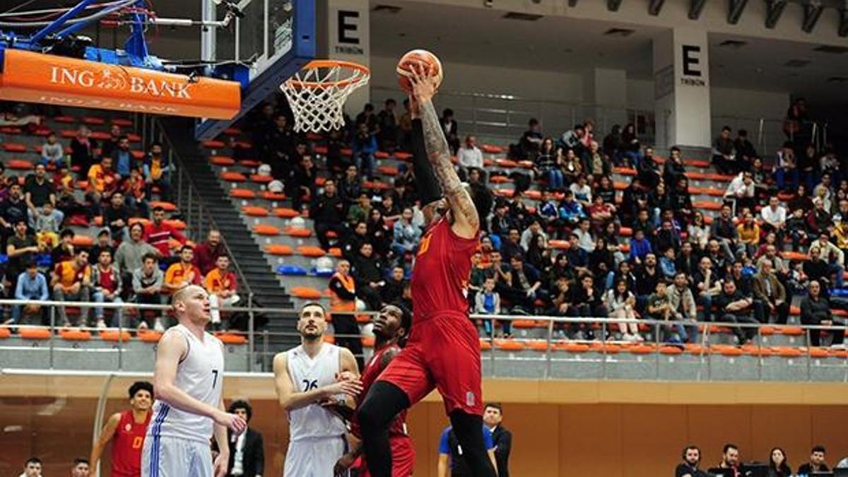 Aslan ikinci galibiyetini aldı