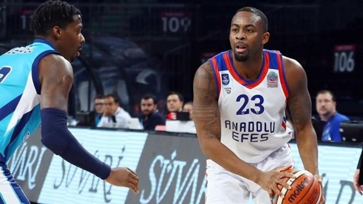 Anadolu Efes, evinde çok farklı: 87-59