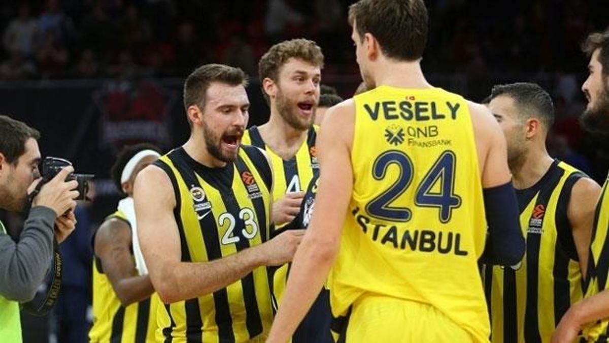 Fenerbahçe, komşuda galibiyet arıyor!
