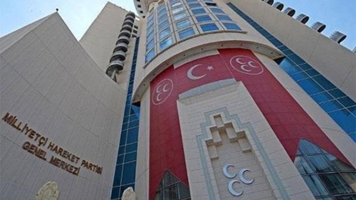 Son dakika: MHP'de büyükşehir belediye başkan adayları belli oldu