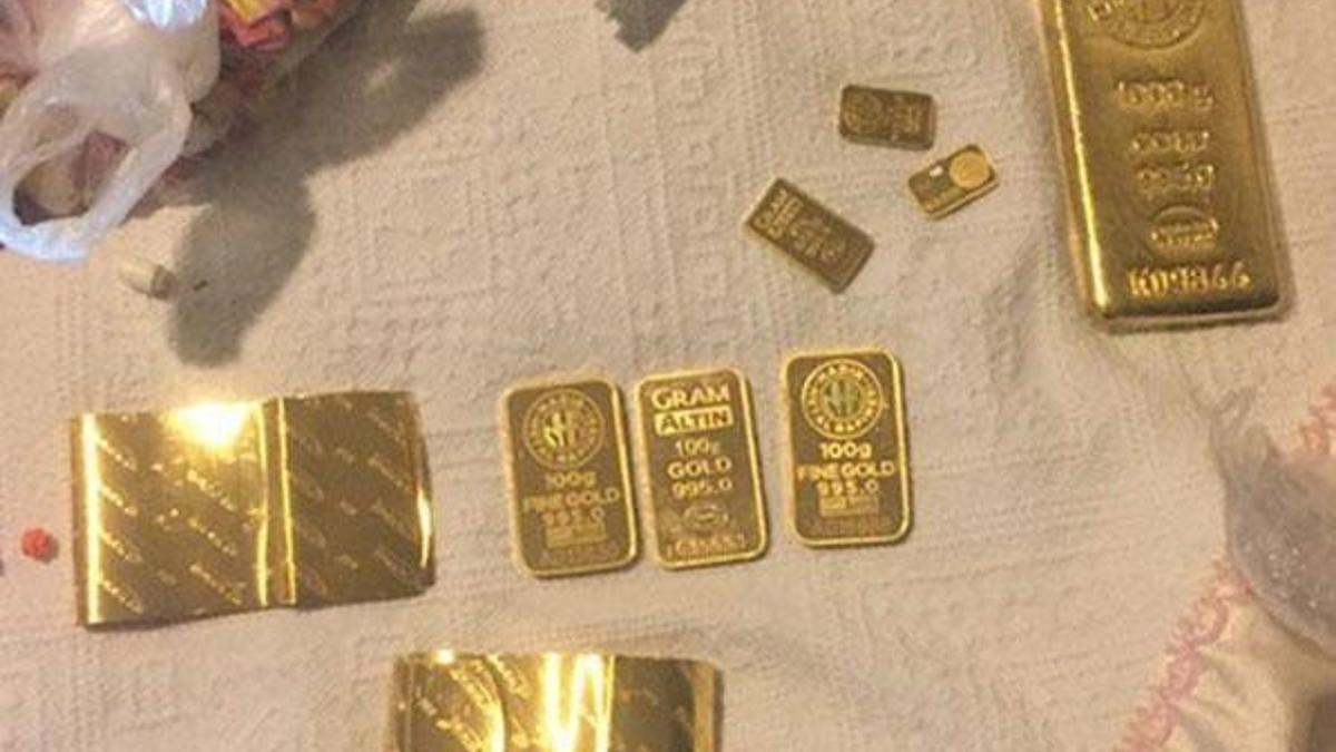 Şok baskın! Külçe altınlarla yakalandı