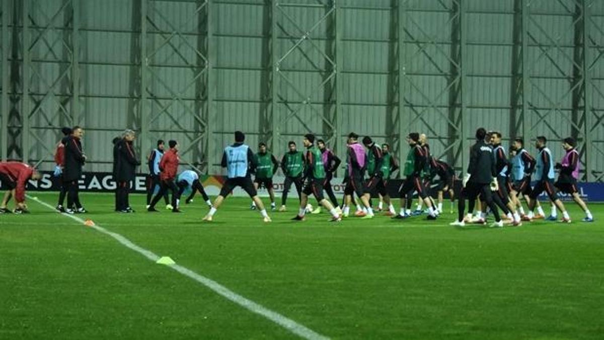A Milli Futbol Takımı, İsveç maçının hazırlıklarını tamamladı