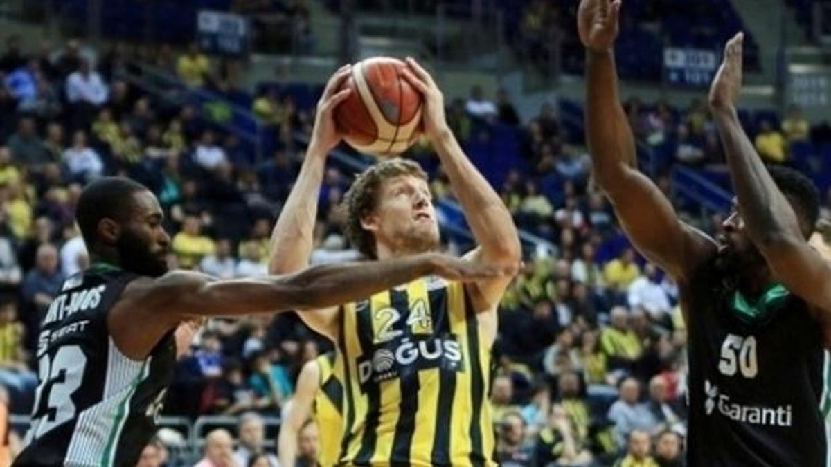 Euroleague'de Türk derbisi oynanacak