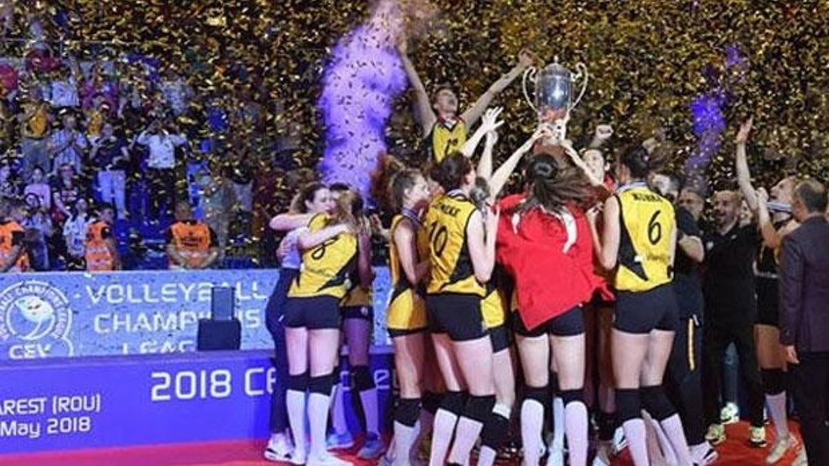 Voleybol Şampiyonlar Ligi maçları D-Smart'ta!