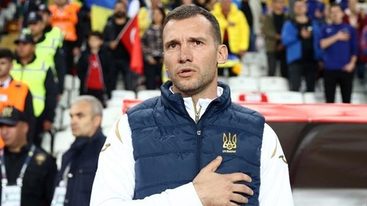 Shevchenko'dan milli yıldıza övgü!