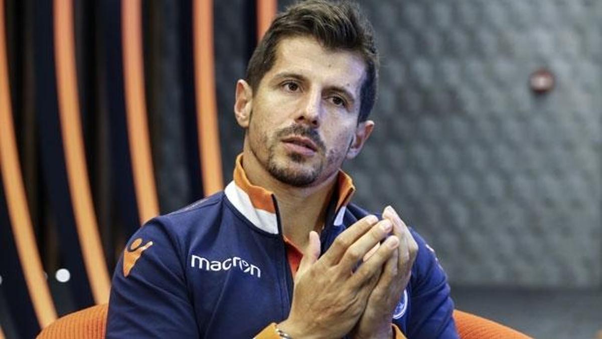 Emre Belözoğlu: "Arda Turan milli takım için büyük güç olur"
