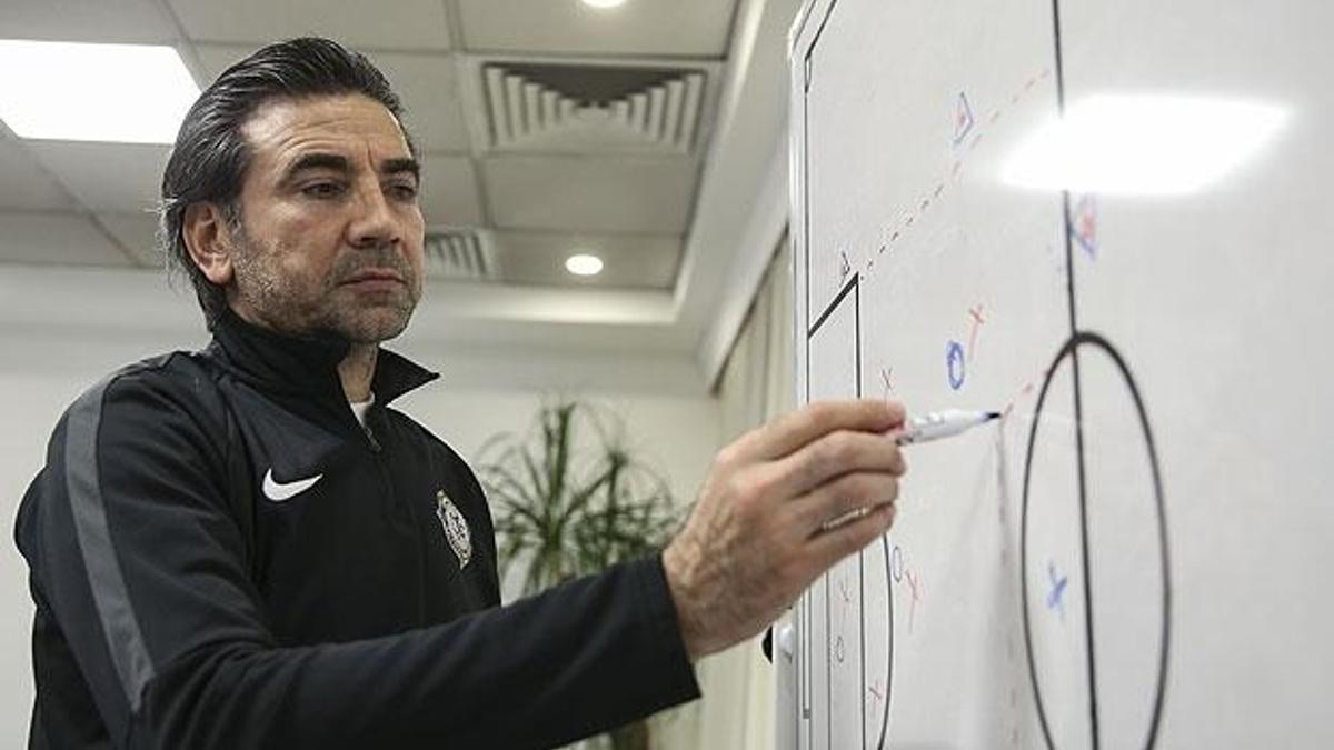 Osman Özköylü: "Hedefimiz play-off'a kalmak"
